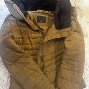 Zara Women's Tan Puffer Coat